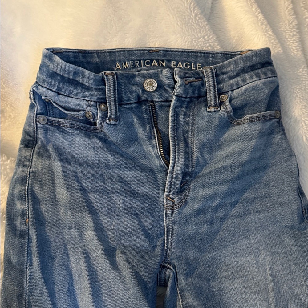 American Eagle Outfitters Light Blue Denim Jeans